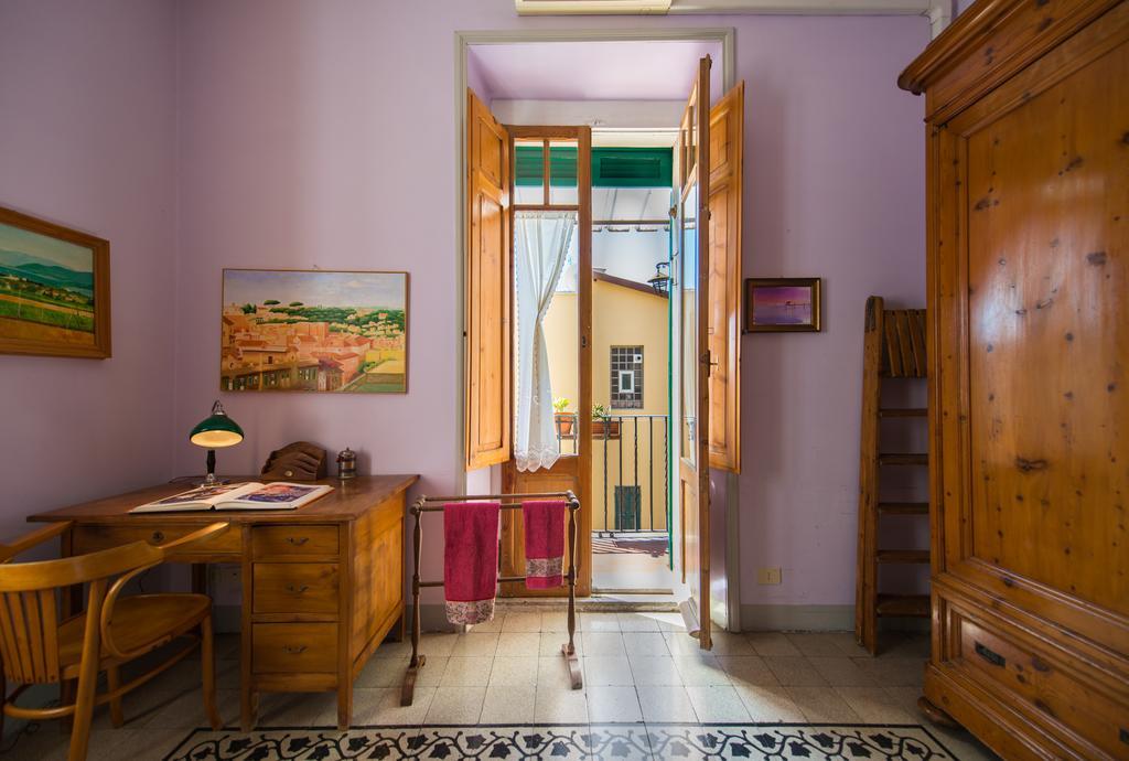 Colosseo Holiday House Рим Экстерьер фото