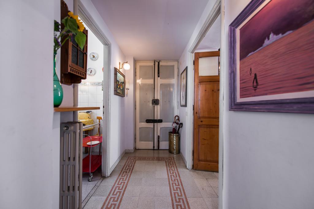 Colosseo Holiday House Рим Экстерьер фото